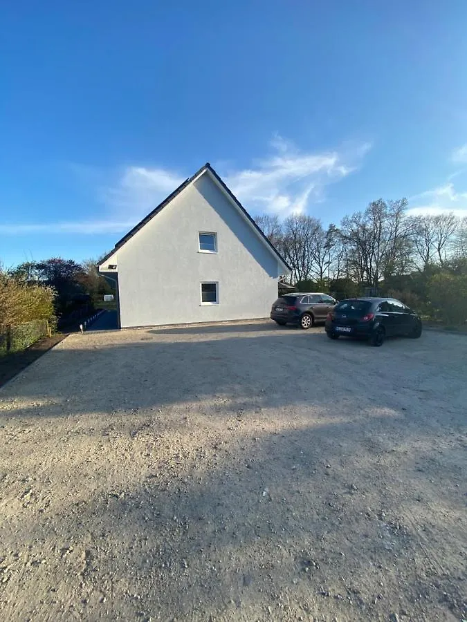 Haus Wesloer Landstrasse 6B Fuer 4 Personen Apartment Lubeck Germany