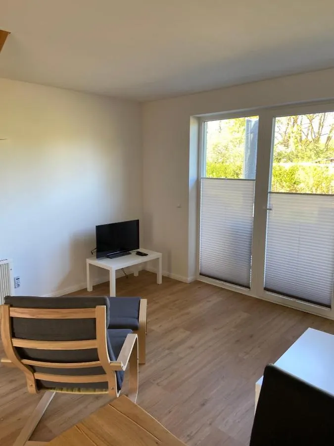 Haus Wesloer Landstrasse 6B Fuer 4 Personen Apartment Lubeck