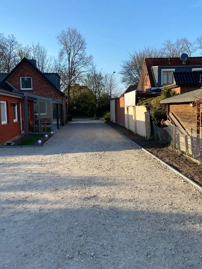 Haus Wesloer Landstrasse 6B Fuer 4 Personen Apartment Lubeck
